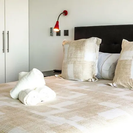 Chimera By Lovelystay * Caniço