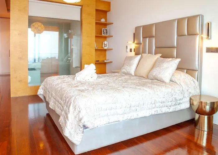 Villa Chimera By Lovelystay Caniço