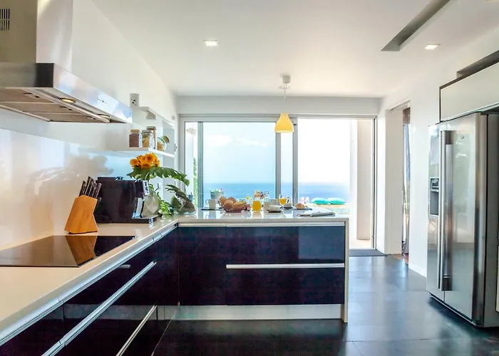 Chimera By Lovelystay