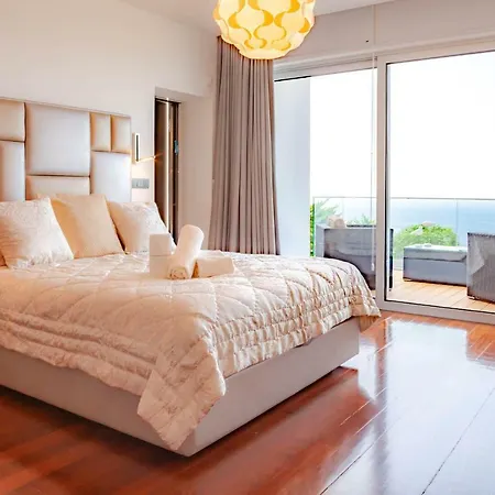 Chimera By Lovelystay