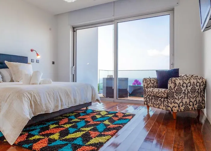 Chimera By Lovelystay 카니코